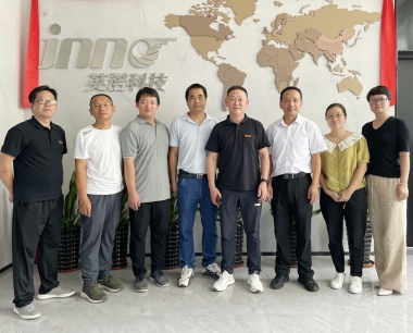 加强校企合作,共建产学共赢